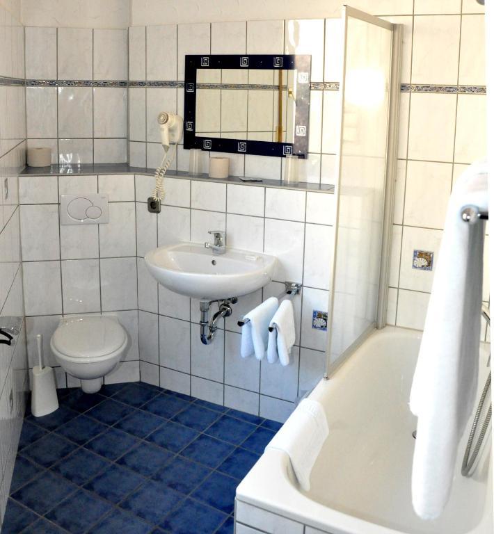 Hotel Rheinstein Rüdesheim am Rhein Szoba fotó